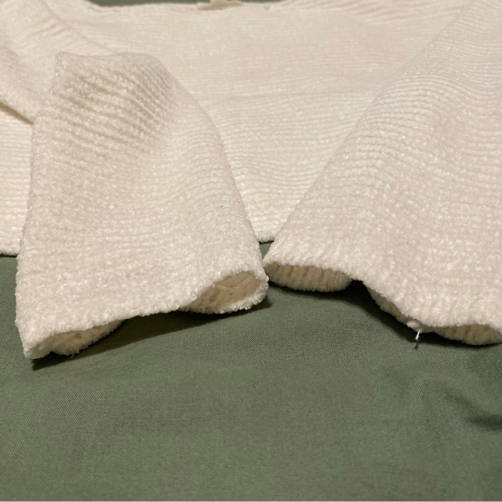Cropped sweater - Picture 5 of 9